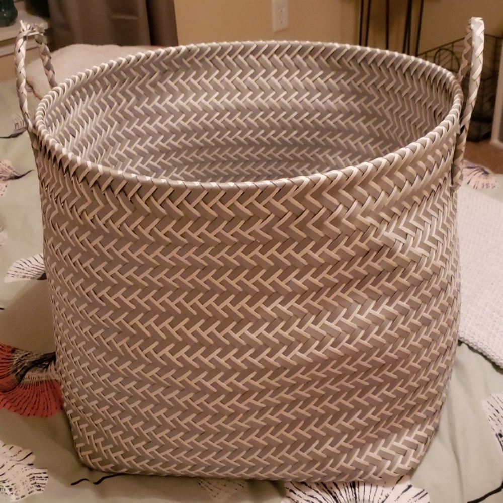Large basket